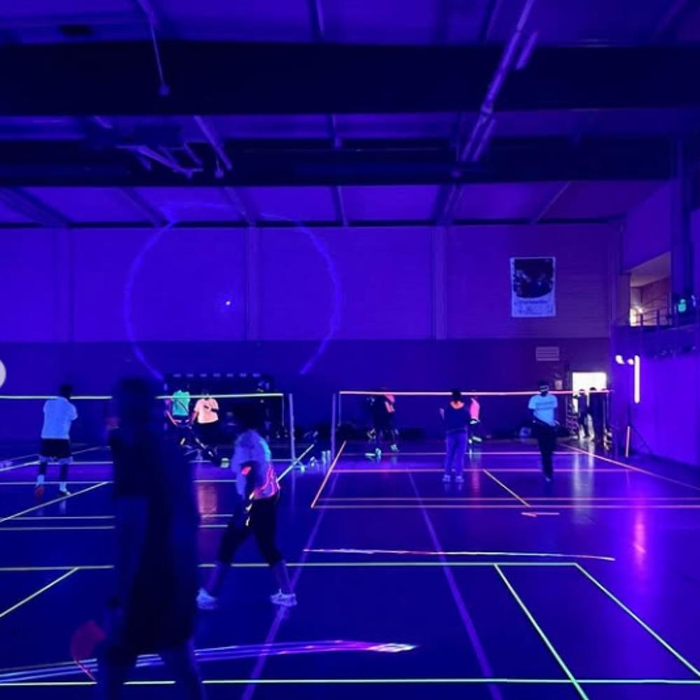 Photo Soirée Badminton fluo pour un Club en Vaucluse (84)